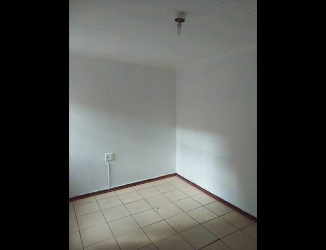 1 BEDROOM PROPERTY TO RENT IN PRIMROSE